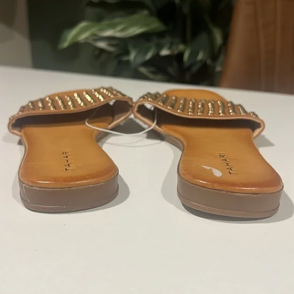 NWOT Tahari Gold Studded Sandals - Picture 7 of 9